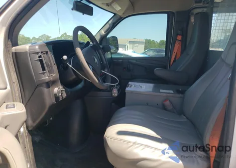 2013 Chevrolet Express G2500 from USA, damaged, VIN 1GCWGFCA9D1142344